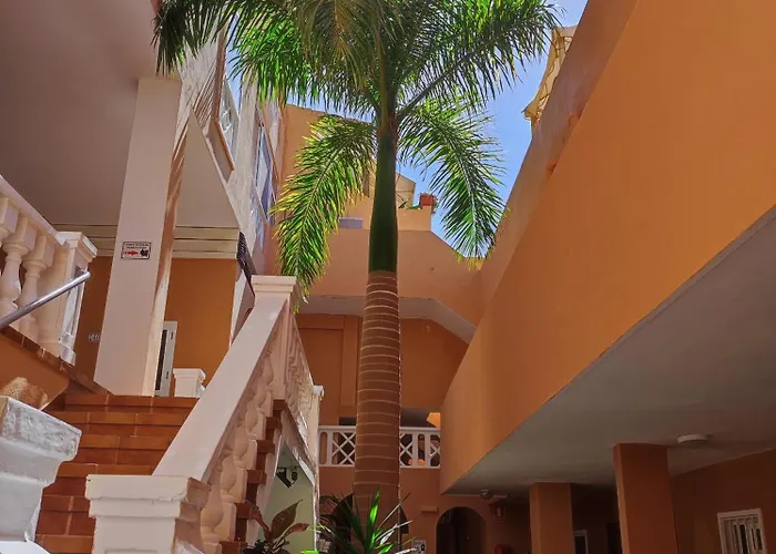 Sunshine Escape With Ocean View Апартаменти *