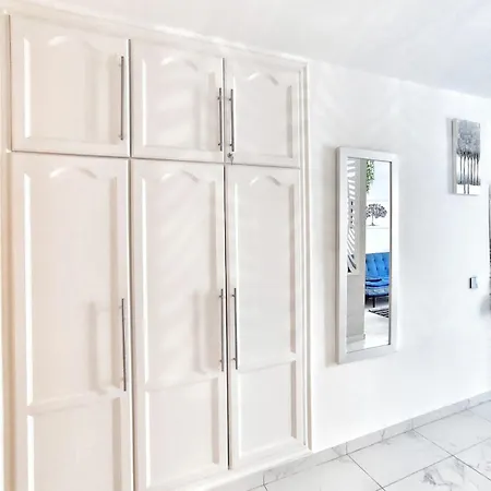 Sunshine Escape With Ocean View Apartman Costa Adeje (Tenerife)