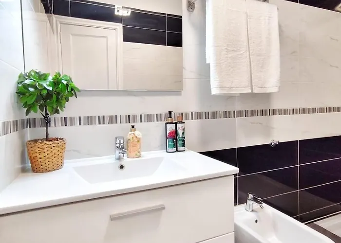 Sunshine Escape With Ocean View * Costa Adeje (Tenerife)