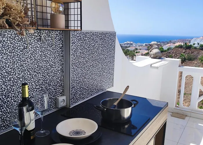 Apartment Sunshine Escape With Ocean View *