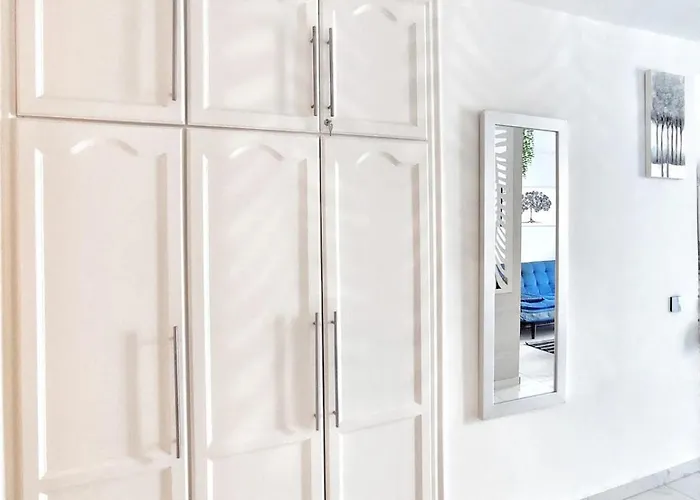 Sunshine Escape With Ocean View Apartament Costa Adeje (Tenerife)